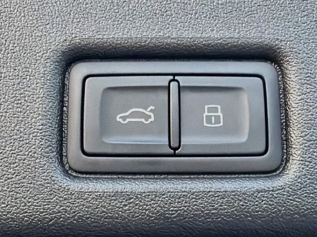 New 2026 Audi Q5 2.0T AWD/4WD image 11