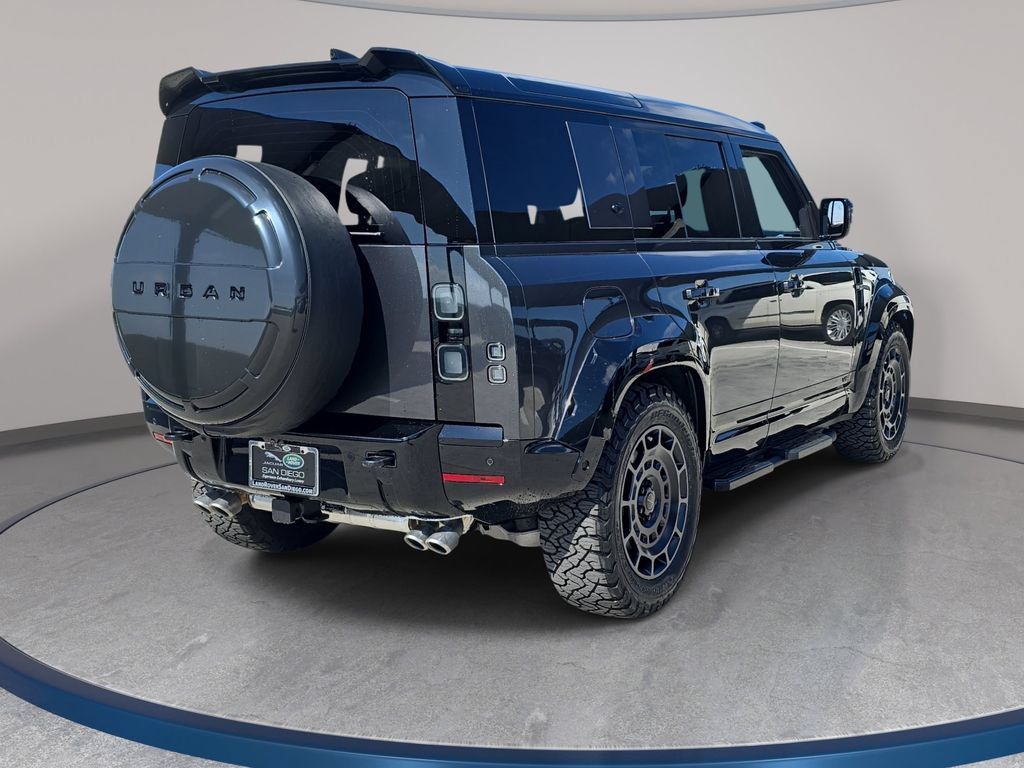 New 2026 Land Rover Defender 110 V8 AWD/4WD image 5