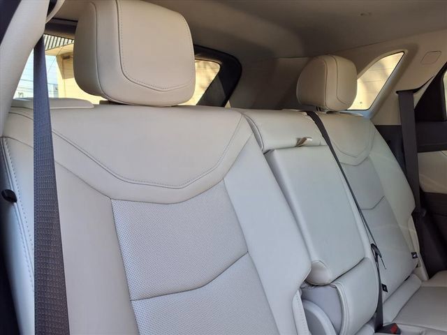 Certified 2025 Cadillac XT5 Premium Luxury FWD image 17