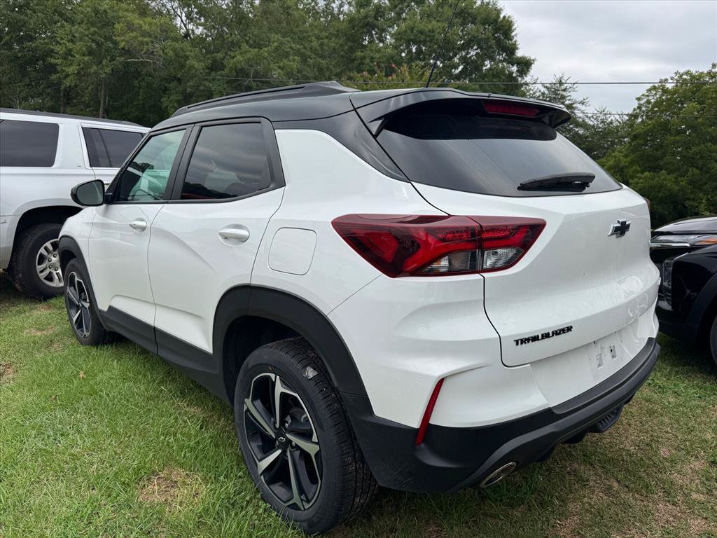 Used 2023 Chevrolet TrailBlazer RS FWD image 7