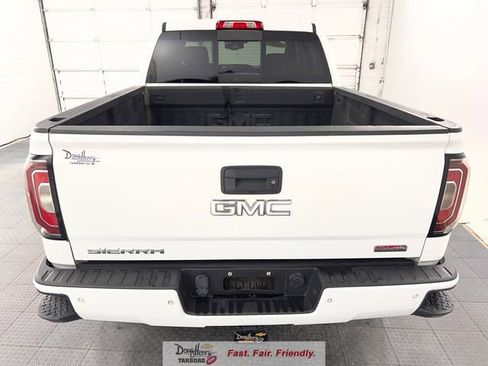 Used 2017 GMC Sierra 1500 SLT AWD/4WD image 7
