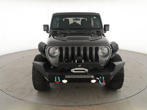 Used 2018 Jeep Wrangler Unlimited Rubicon image 2