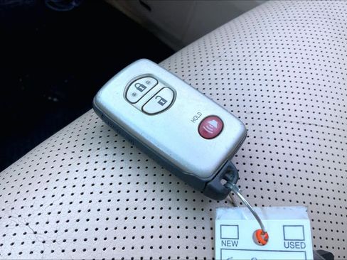 Used 2015 Toyota Land Cruiser image 15