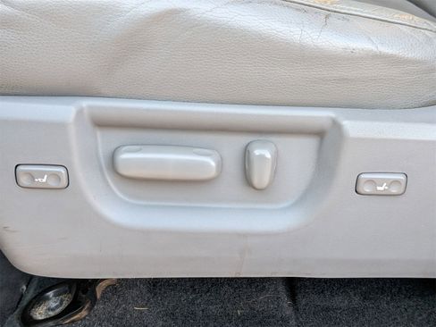 Used 2014 Toyota Sequoia Limited image 16