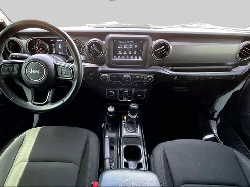 Used 2021 Jeep Wrangler Unlimited Sport AWD/4WD image 16