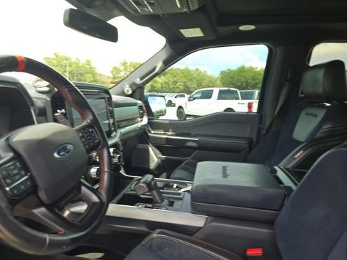 Certified 2022 Ford F150 Raptor w/ Raptor 37 Performance Package AWD/4WD image 11