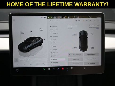 Used 2023 Tesla Model 3 Standard Range image 29