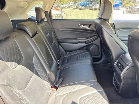 Used 2024 Ford Edge Titanium image 27