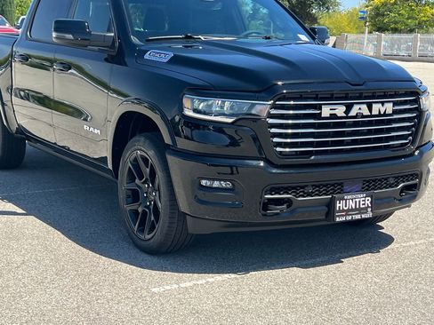 New 2026 RAM 1500 Laramie AWD/4WD image 11