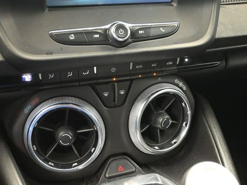 Used 2018 Chevrolet Camaro LT w/ RS Package image 19