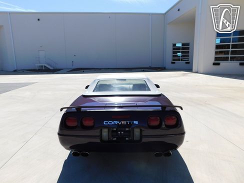 Used 1993 Chevrolet Corvette Convertible RWD image 23