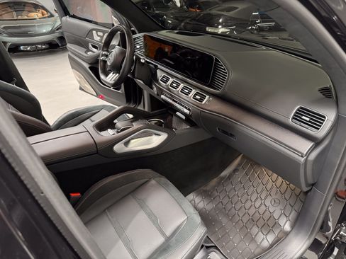 Used 2026 Mercedes-Benz GLS 63 AMG 4MATIC image 19