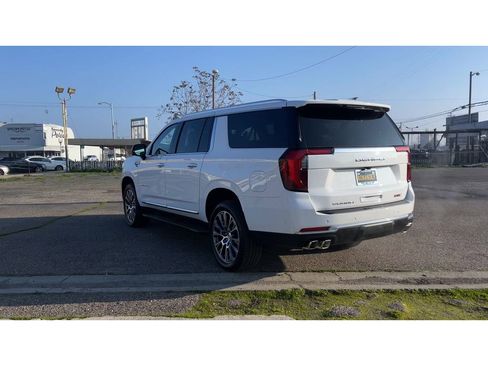 New 2026 GMC Yukon XL Denali w/ LPO, Floor Liner Package image 9