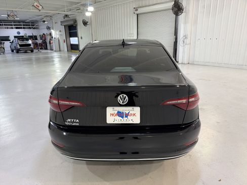 Used 2021 Volkswagen Jetta S image 25