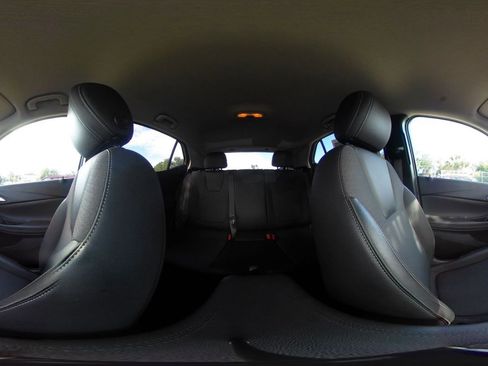 Used 2025 Buick Encore GX Preferred FWD image 44