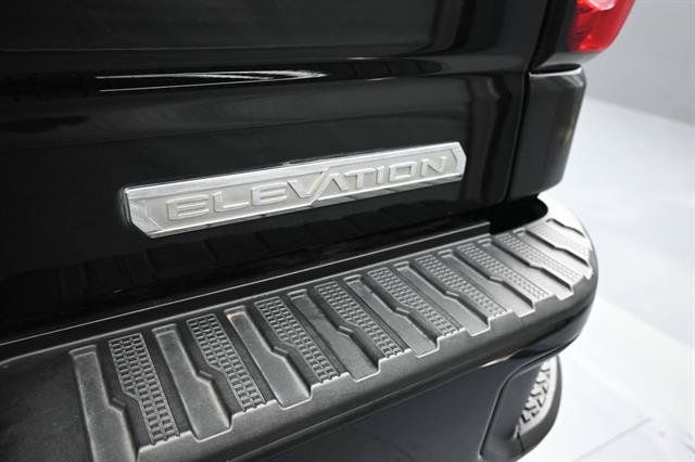 Used 2022 GMC Sierra 1500 Elevation w/ LPO, Elevation Black Package AWD/4WD image 5