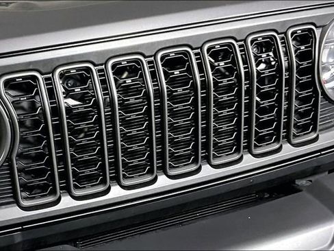 Used 2024 Jeep Wrangler Unlimited Rubicon w/ Convenience Group image 31