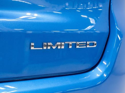 Used 2025 Jeep Compass Limited w/ Elite Group image 29