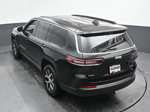 Used 2024 Jeep Grand Cherokee L Limited w/ Luxury Tech Group II image 47