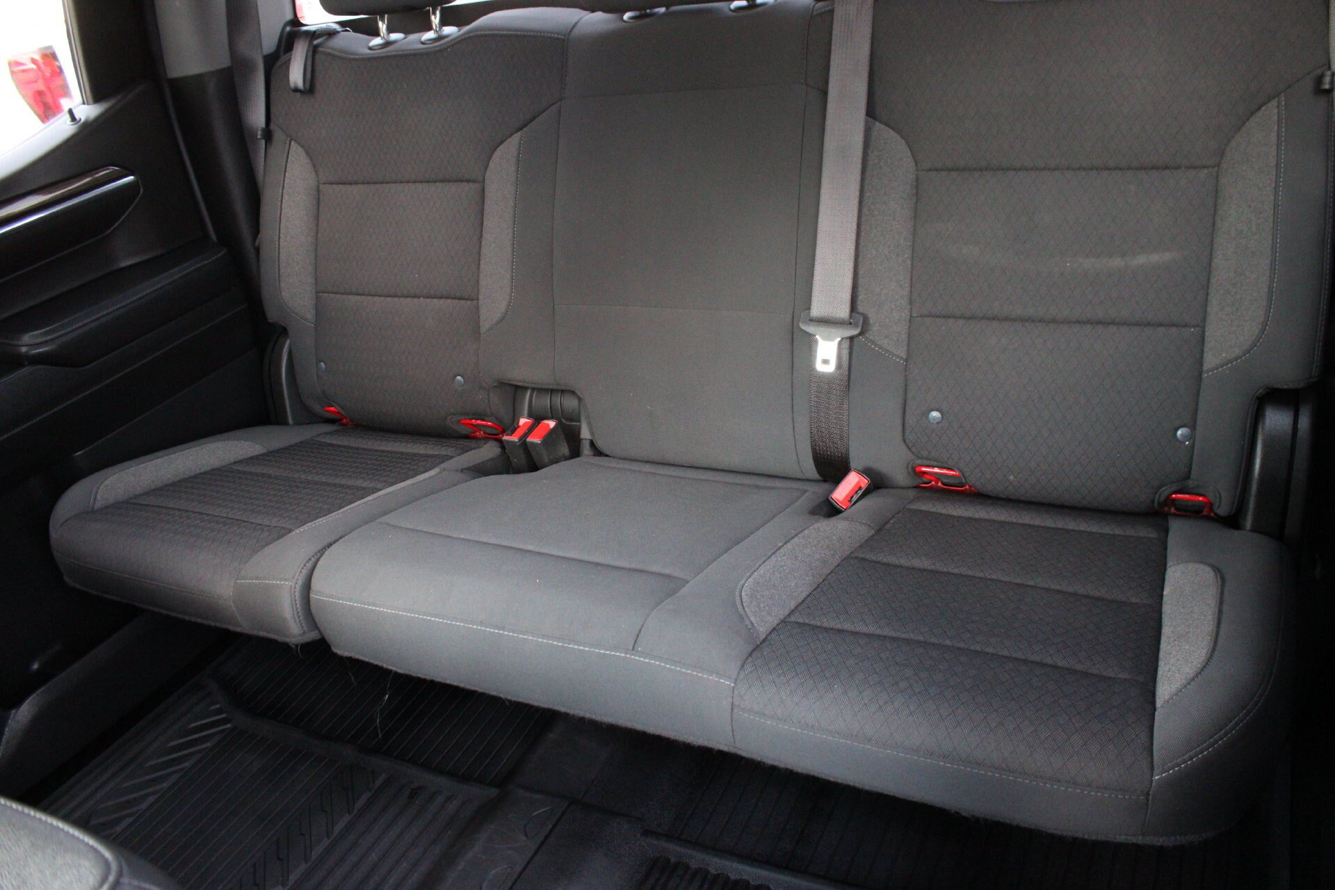 Used 2024 Chevrolet Silverado 1500 LT AWD/4WD image 20