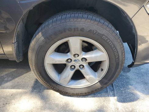 Used 2018 RAM 1500 Express w/ Express Value Package image 4