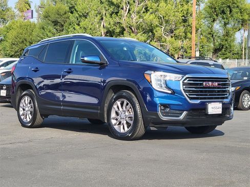 Used 2023 GMC Terrain SLT image 37