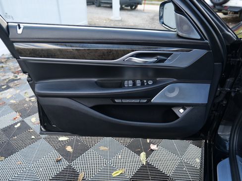 Used 2018 BMW M760i xDrive M760i xDrive Sedan image 12