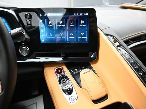 Used 2025 Chevrolet Corvette Stingray Preferred Conv w/ Z51 Performance Package RWD image 10