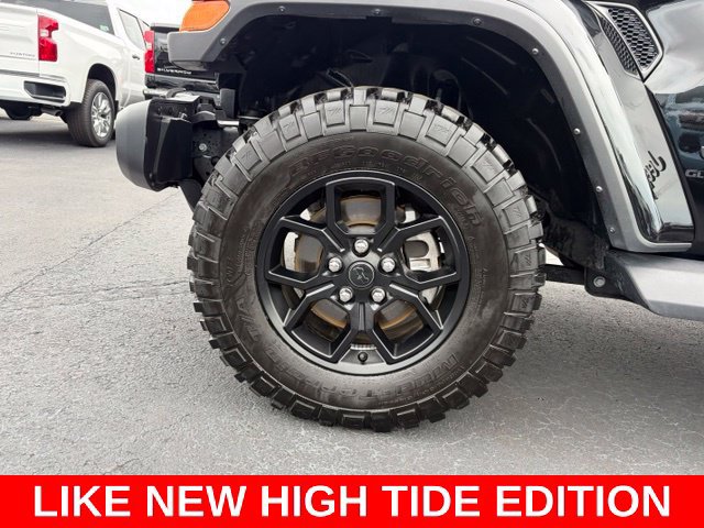 Used 2025 Jeep Gladiator Sport AWD/4WD image 9
