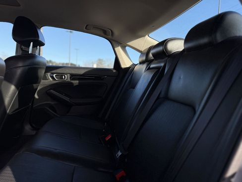 Used 2022 Honda Civic Touring image 13