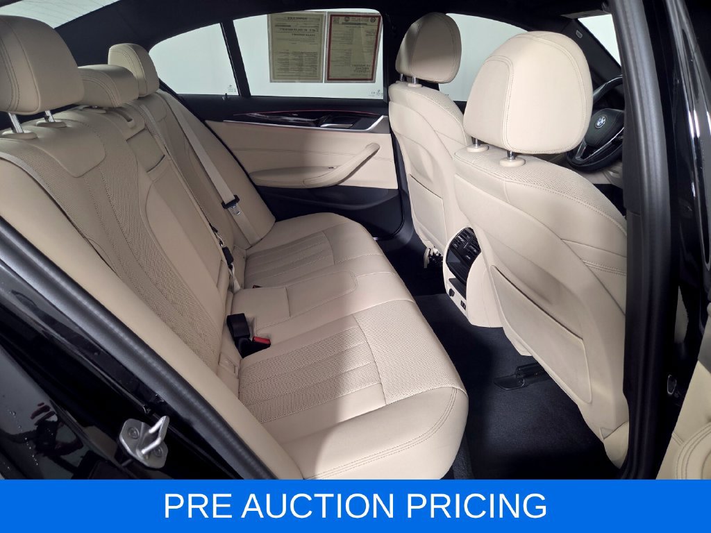 Used 2023 BMW 530i w/ Convenience Package RWD image 29