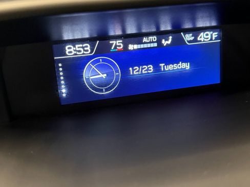 Used 2020 Subaru Crosstrek 2.0i Limited w/ Moonroof Package w/Navigation image 11