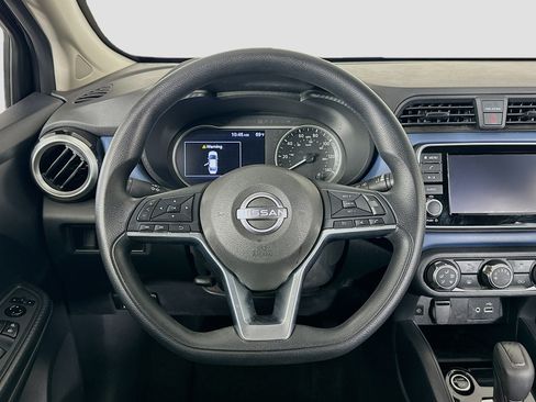 Used 2025 Nissan Versa SV FWD image 18