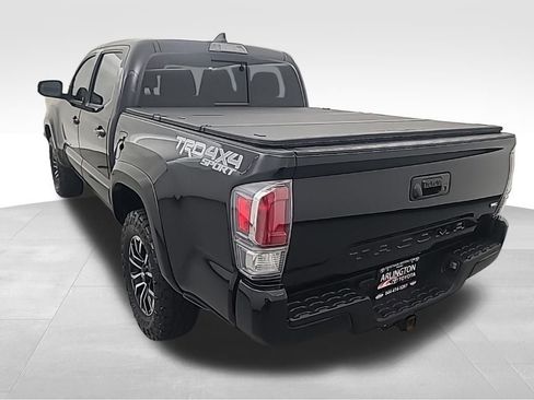 Used 2022 Toyota Tacoma TRD Sport image 7