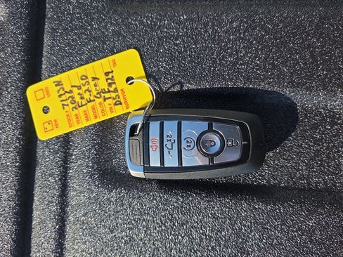 New 2026 Ford F250 Lariat w/ Lariat Premium Package image 22