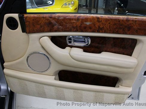 Used 2004 Bentley Arnage T image 48