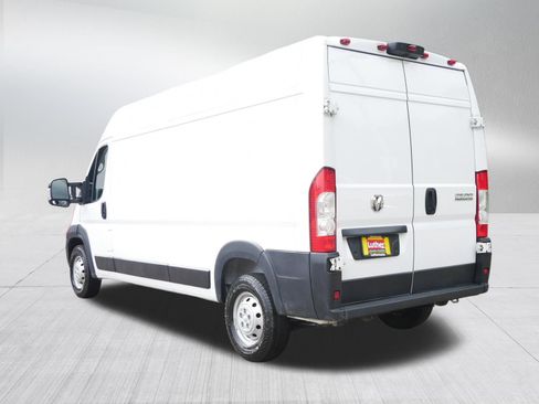 Used 2023 RAM ProMaster 2500 FWD image 5