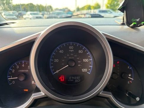 Used 2011 Honda Element EX image 17