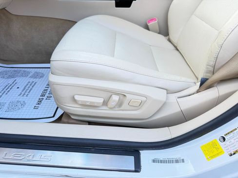 Used 2015 Lexus ES 350 w/ Luxury Package FWD image 15