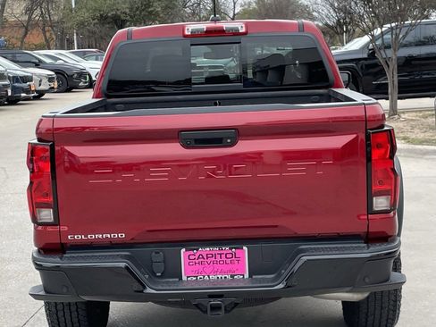 Used 2024 Chevrolet Colorado Trail Boss w/ Technology Package image 5