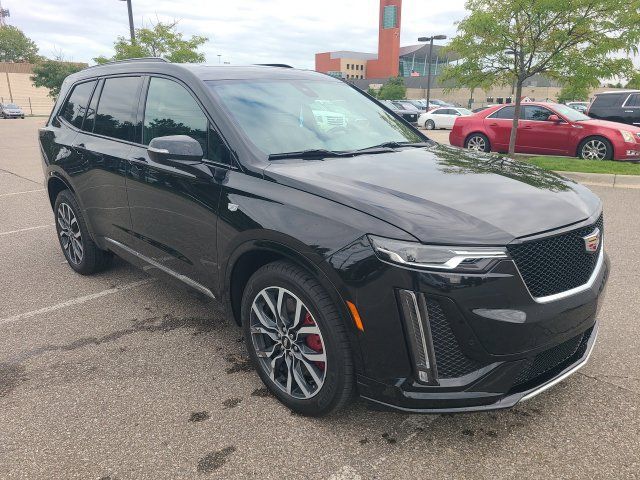 Used 2024 Cadillac XT6 Sport AWD/4WD image 15