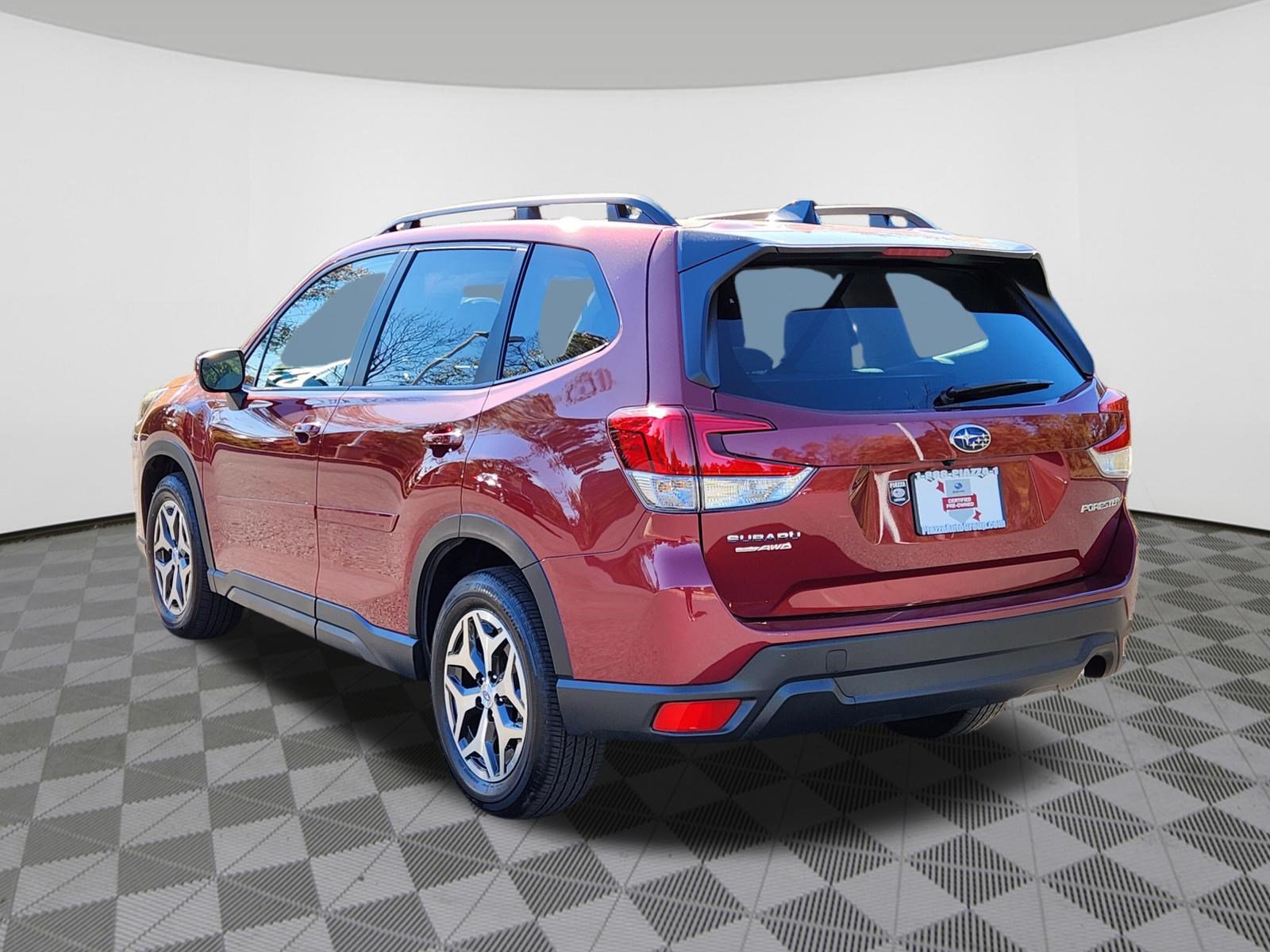 Certified 2024 Subaru Forester Premium AWD/4WD image 3
