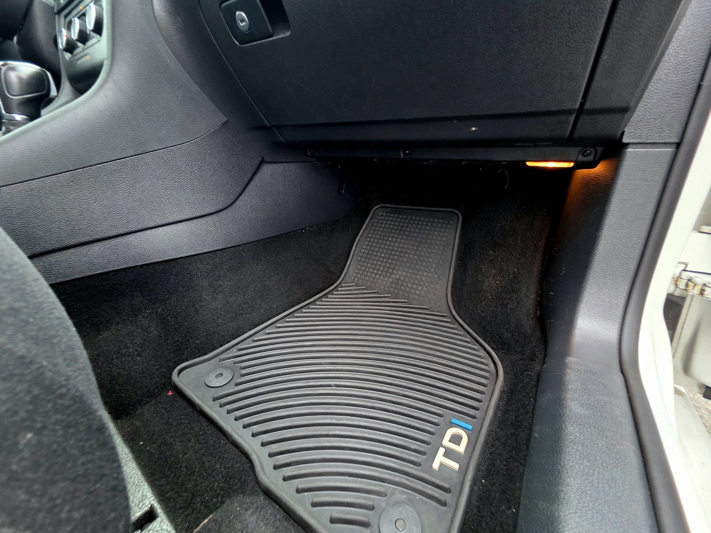 Used 2013 Volkswagen Golf TDI FWD image 48