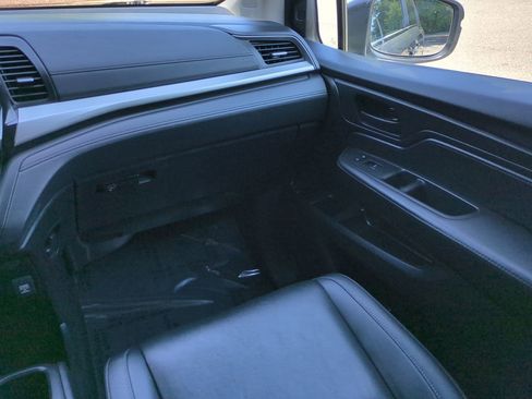 Used 2023 Honda Odyssey EX-L image 17