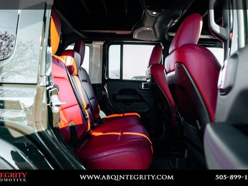 Used 2024 Jeep Wrangler Unlimited Rubicon 392 image 46