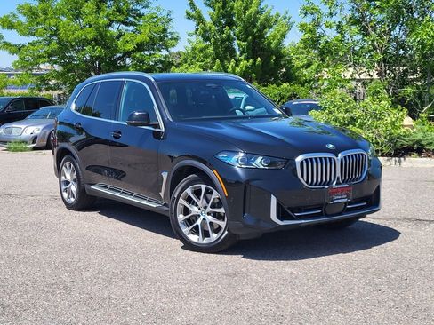 Used 2024 BMW X5 xDrive40i image 2