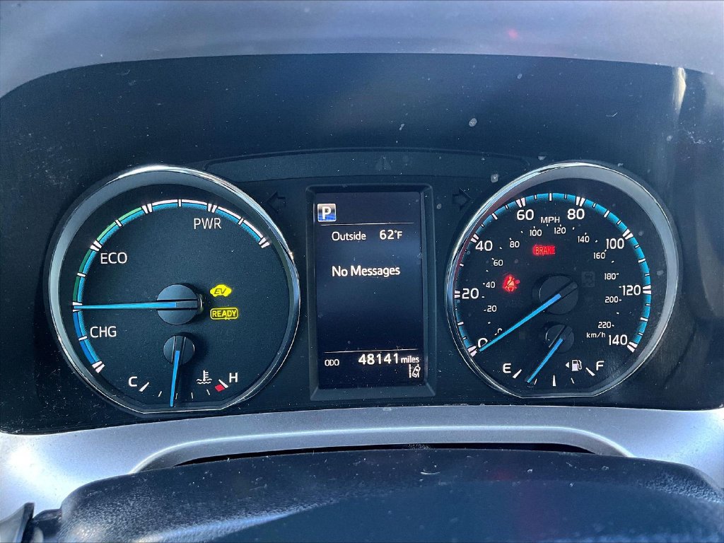 Used 2018 Toyota RAV4 LE AWD/4WD image 12