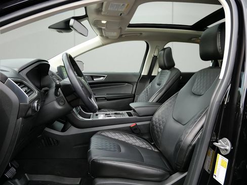 Used 2023 Ford Edge Titanium w/ Equipment Group 301A AWD/4WD image 10