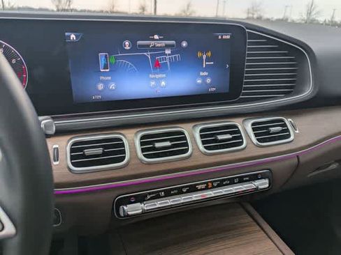 Used 2025 Mercedes-Benz GLE 350 4MATIC image 28