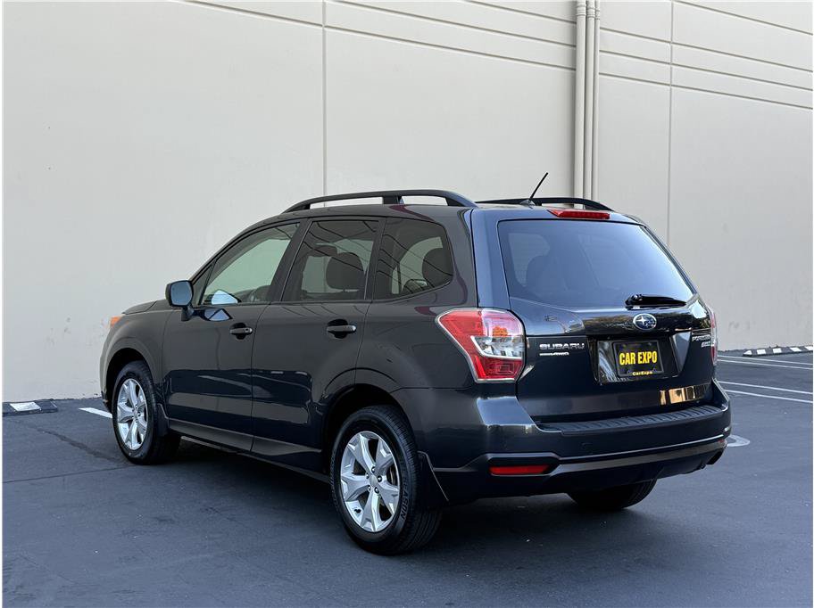 Used 2015 Subaru Forester 2.5i Premium w/ All-Weather Package AWD/4WD image 5